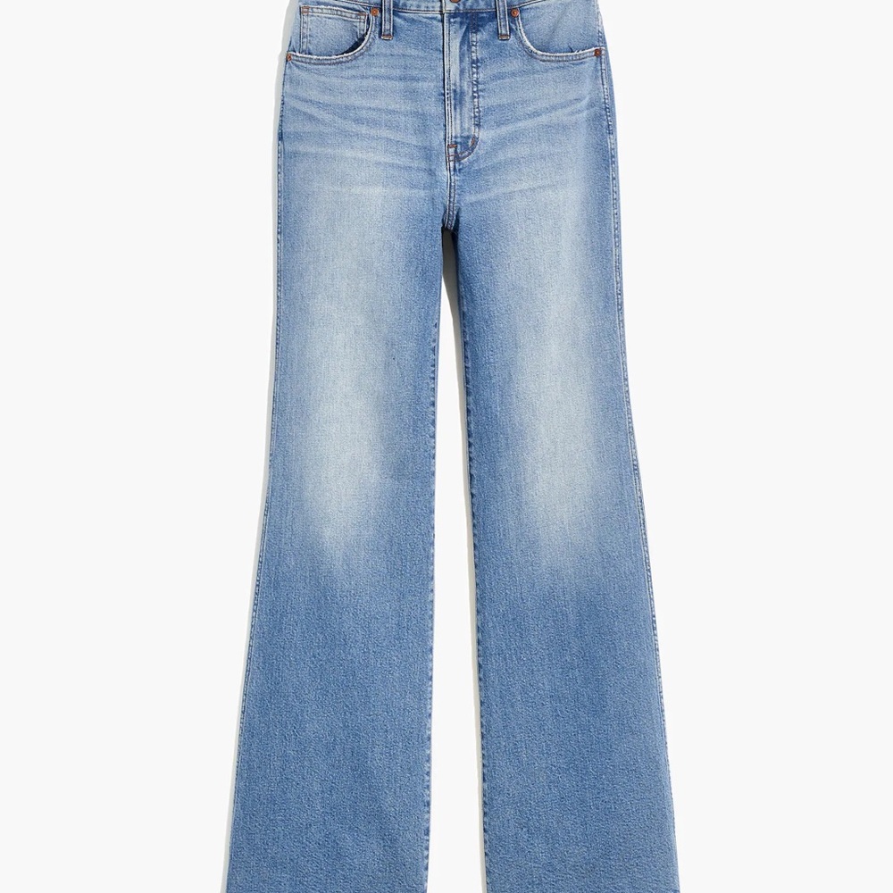 Madewell High-Rise Flare Jeans in Caine Wash - Picture 5 of 10
